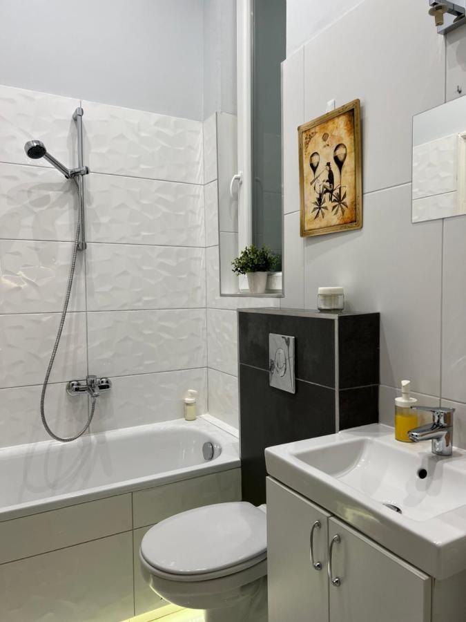N38 Apartments By Small Home Budapest Luaran gambar